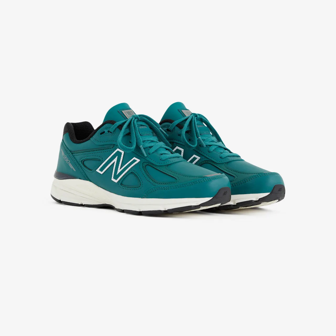 990v4
