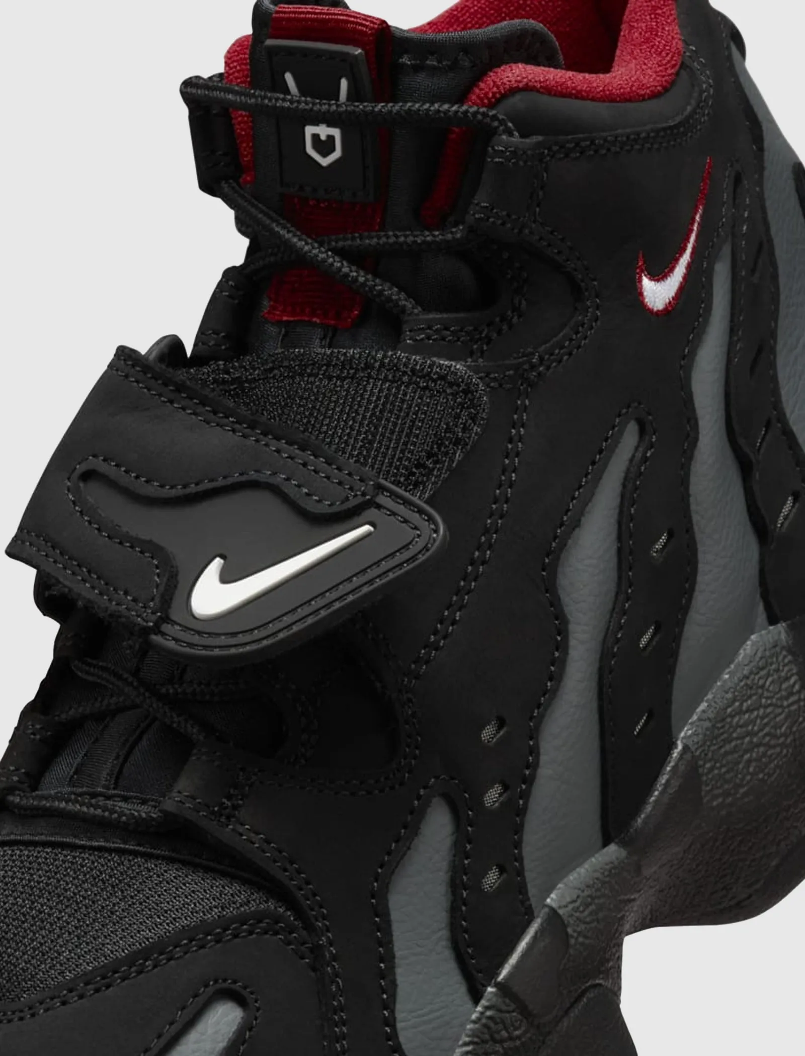 AIR DT MAX 96 FALCONS