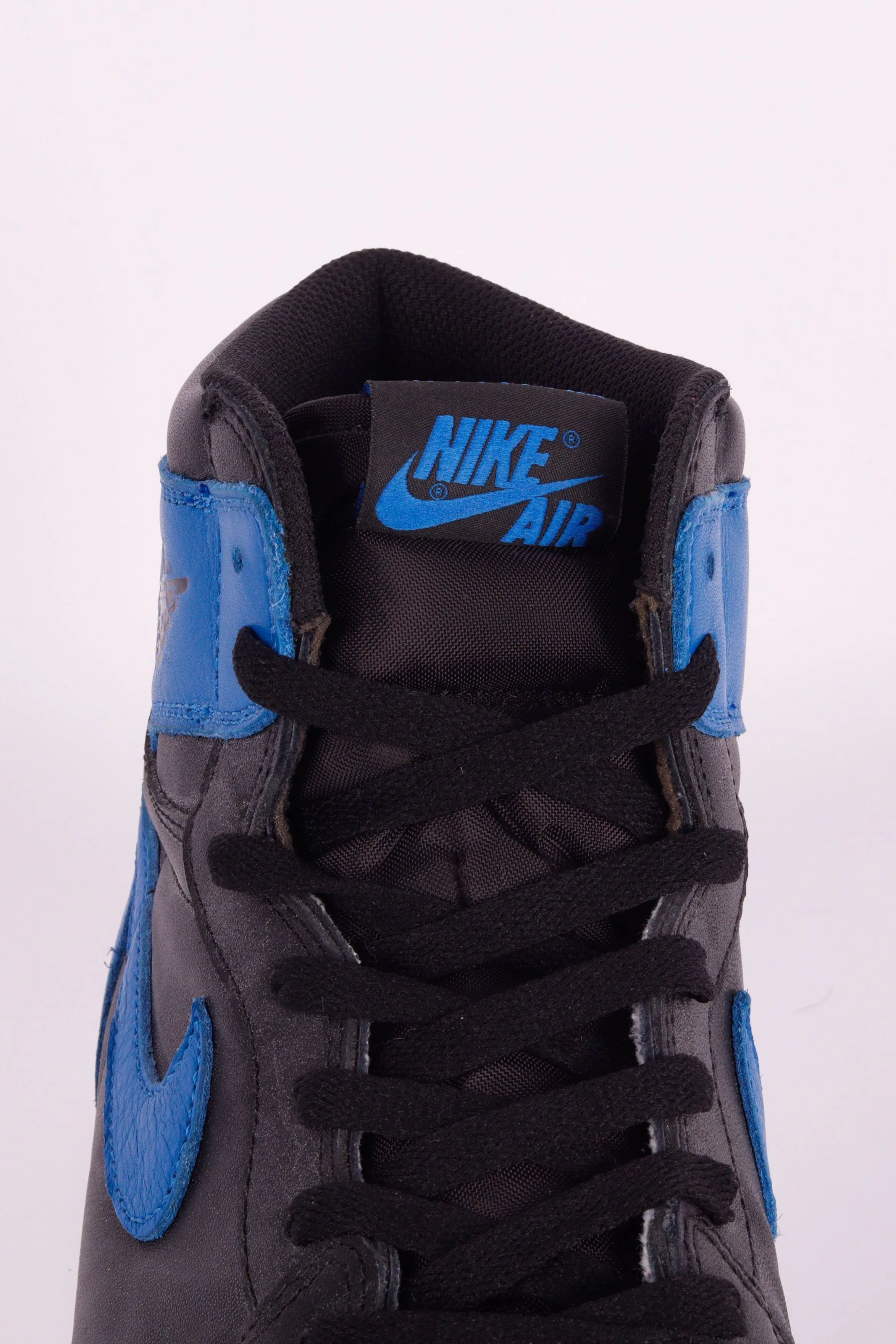 Air Jordan 1 Retro High OG 'Royal' (2017)