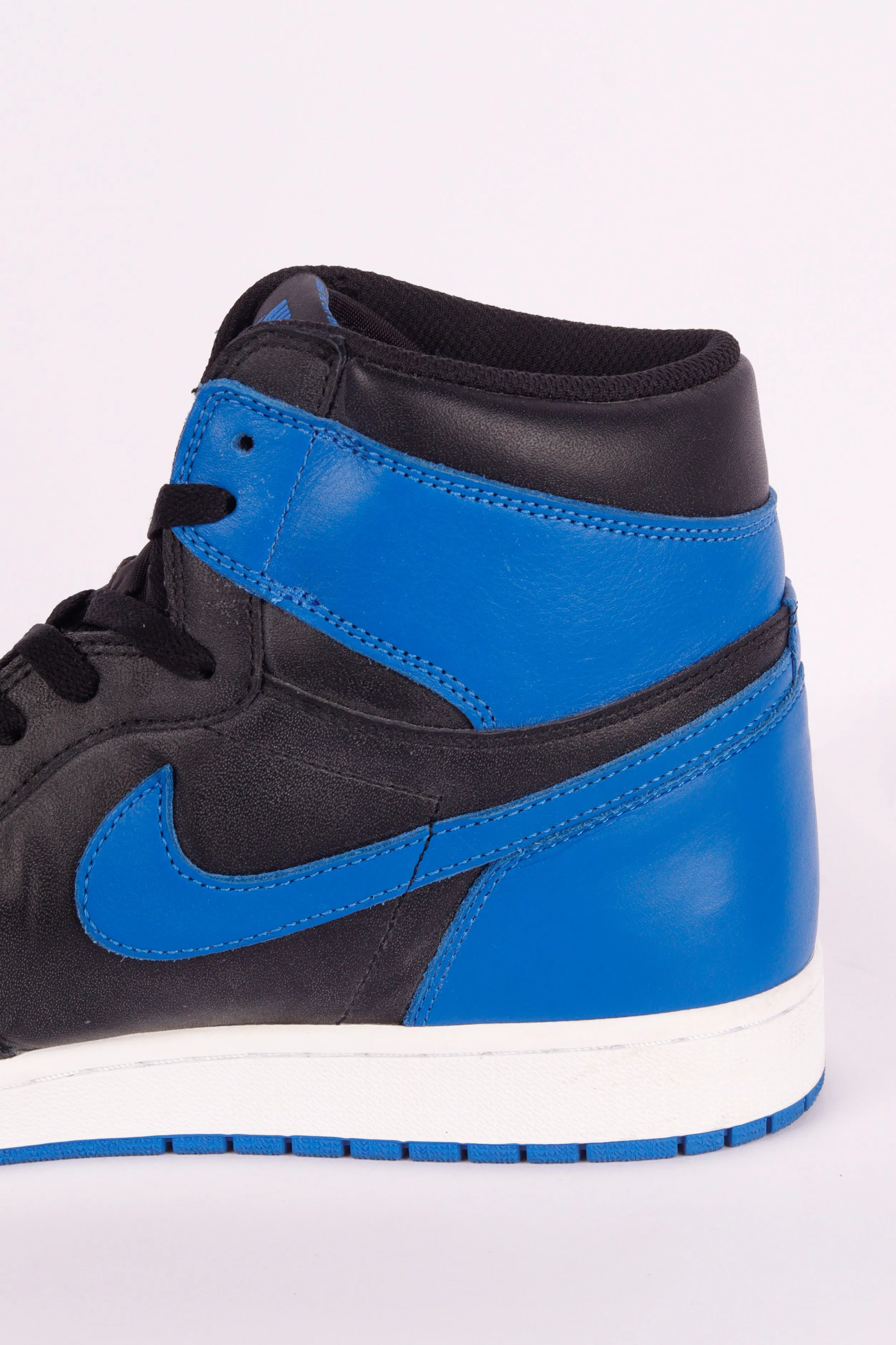 Air Jordan 1 Retro High OG 'Royal' (2017)