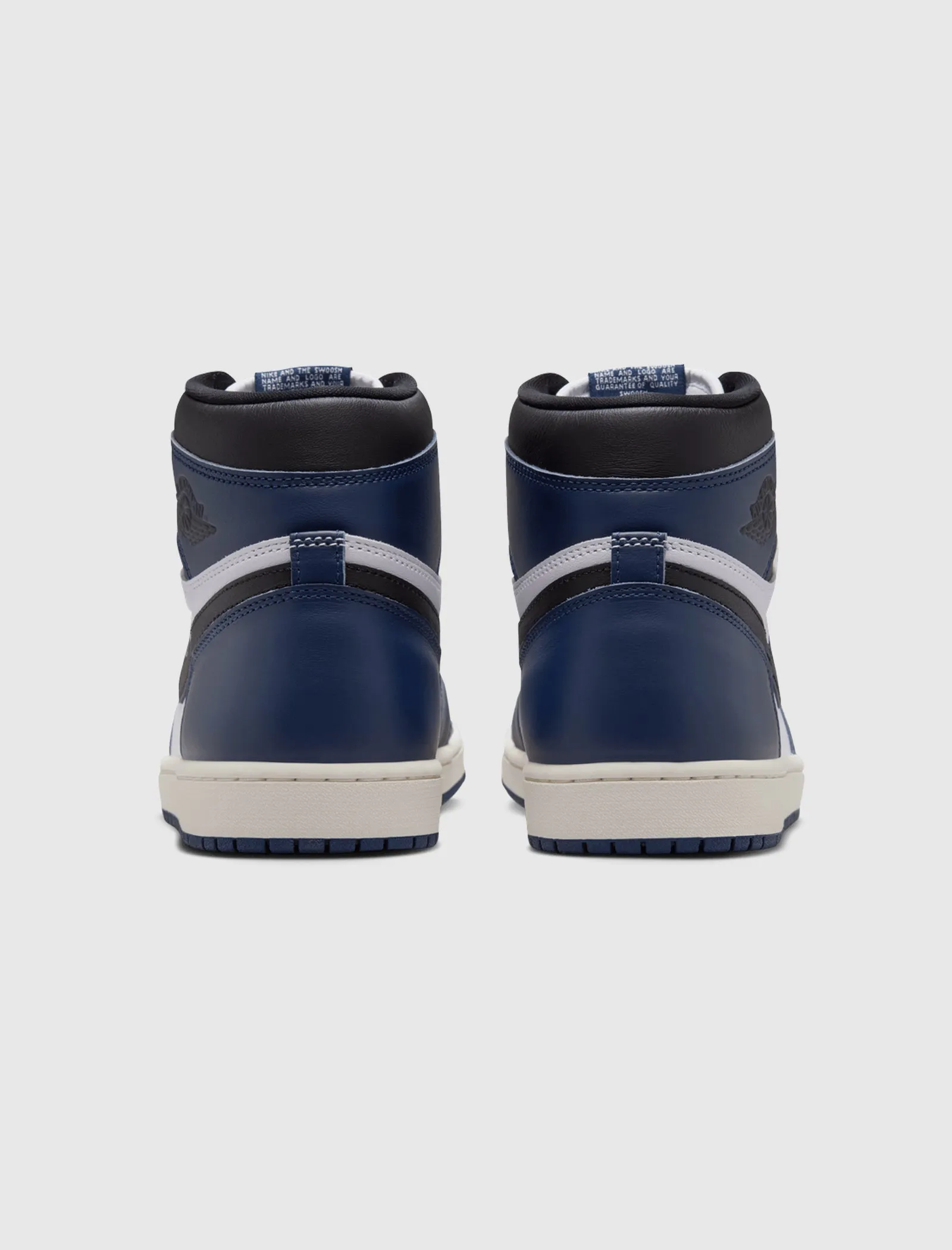 AIR JORDAN 1 RETRO MIDNIGHT NAVY