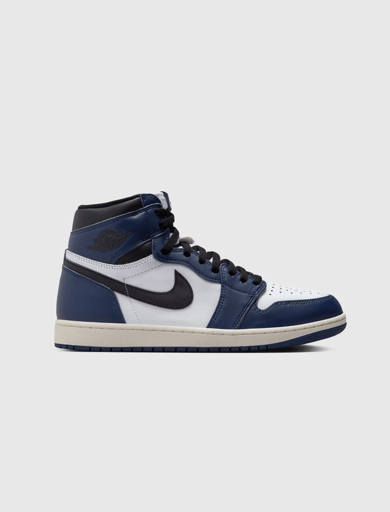AIR JORDAN 1 RETRO MIDNIGHT NAVY