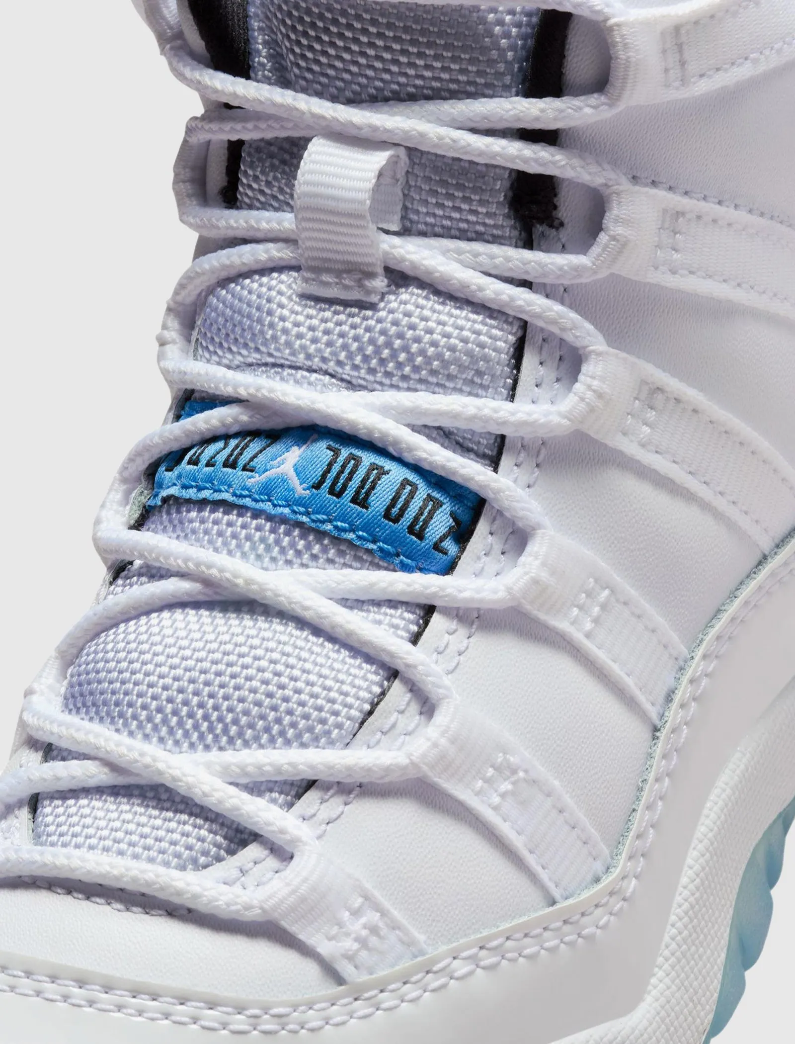 AIR JORDAN 11 RETRO LEGEND BLUE PS