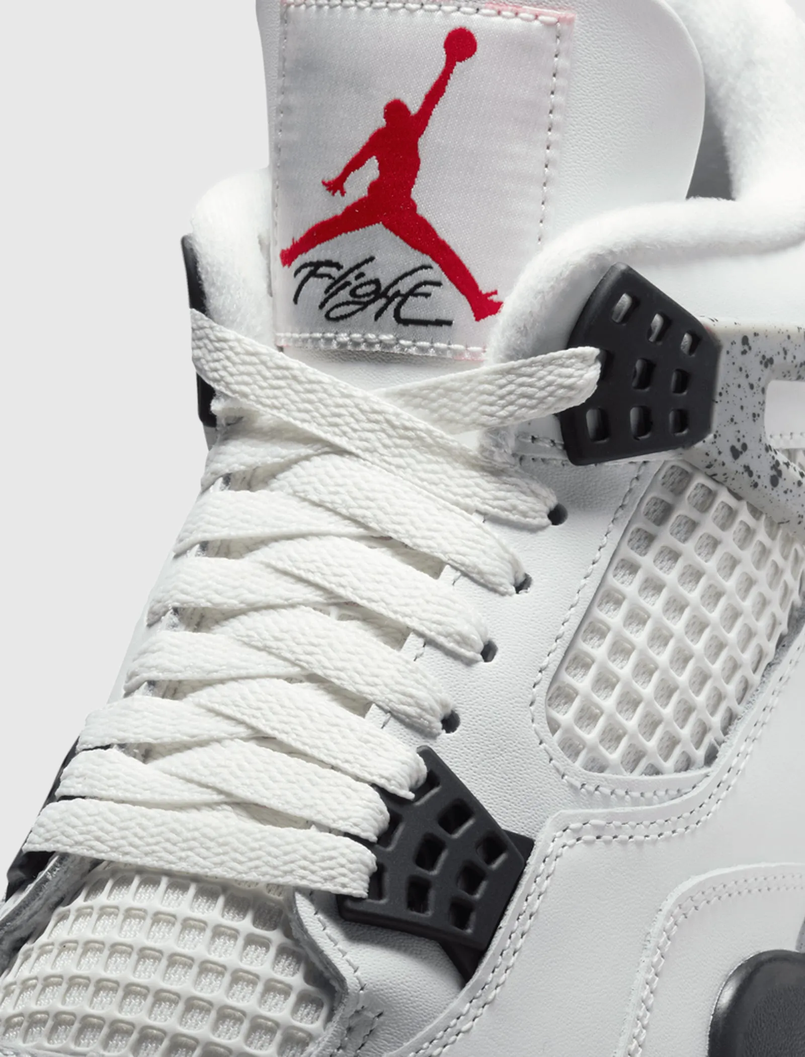 AIR JORDAN 4 RETRO WHITE CEMENT