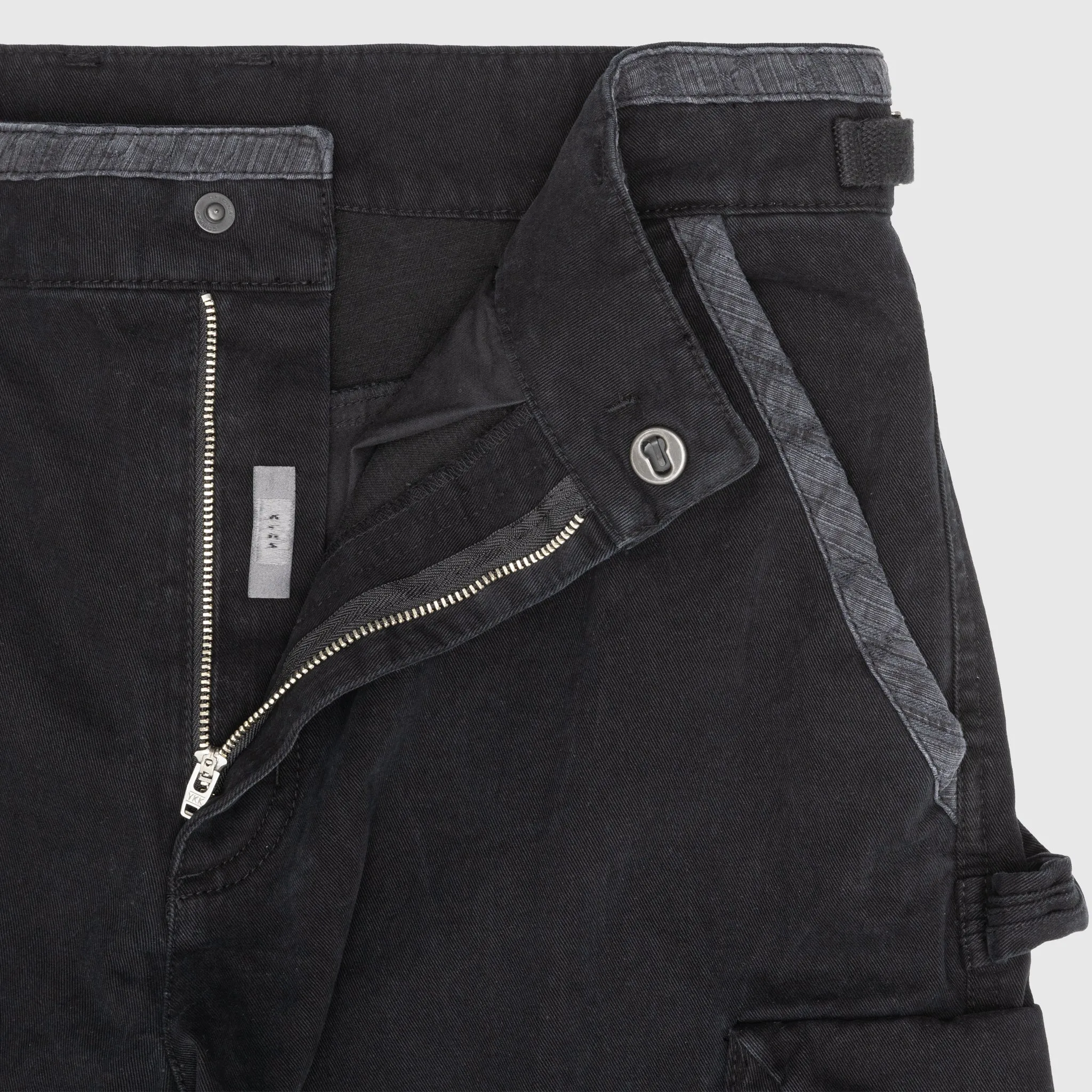 EP.7 09 TROUSERS