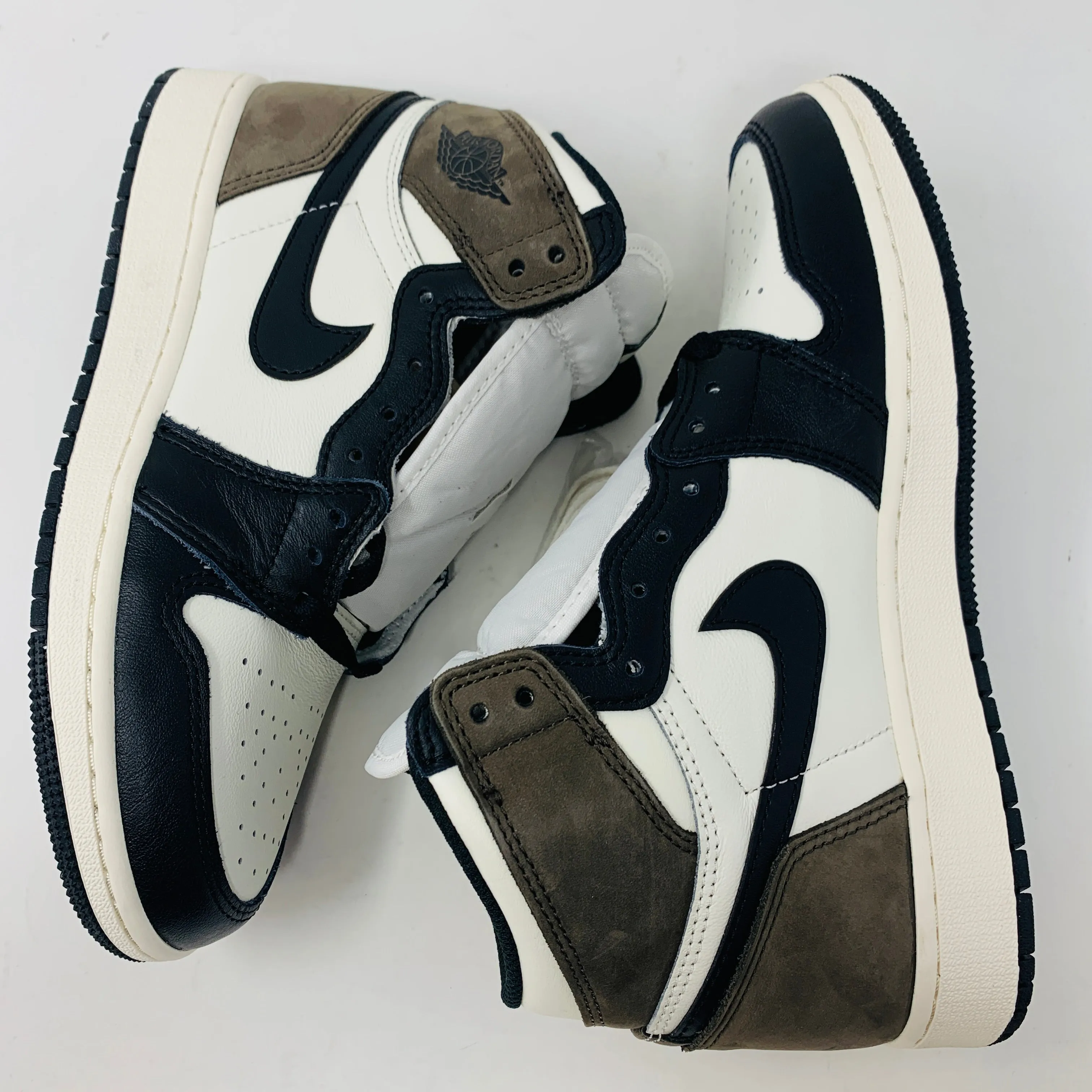Jordan 1 Retro High Dark Mocha (GS)