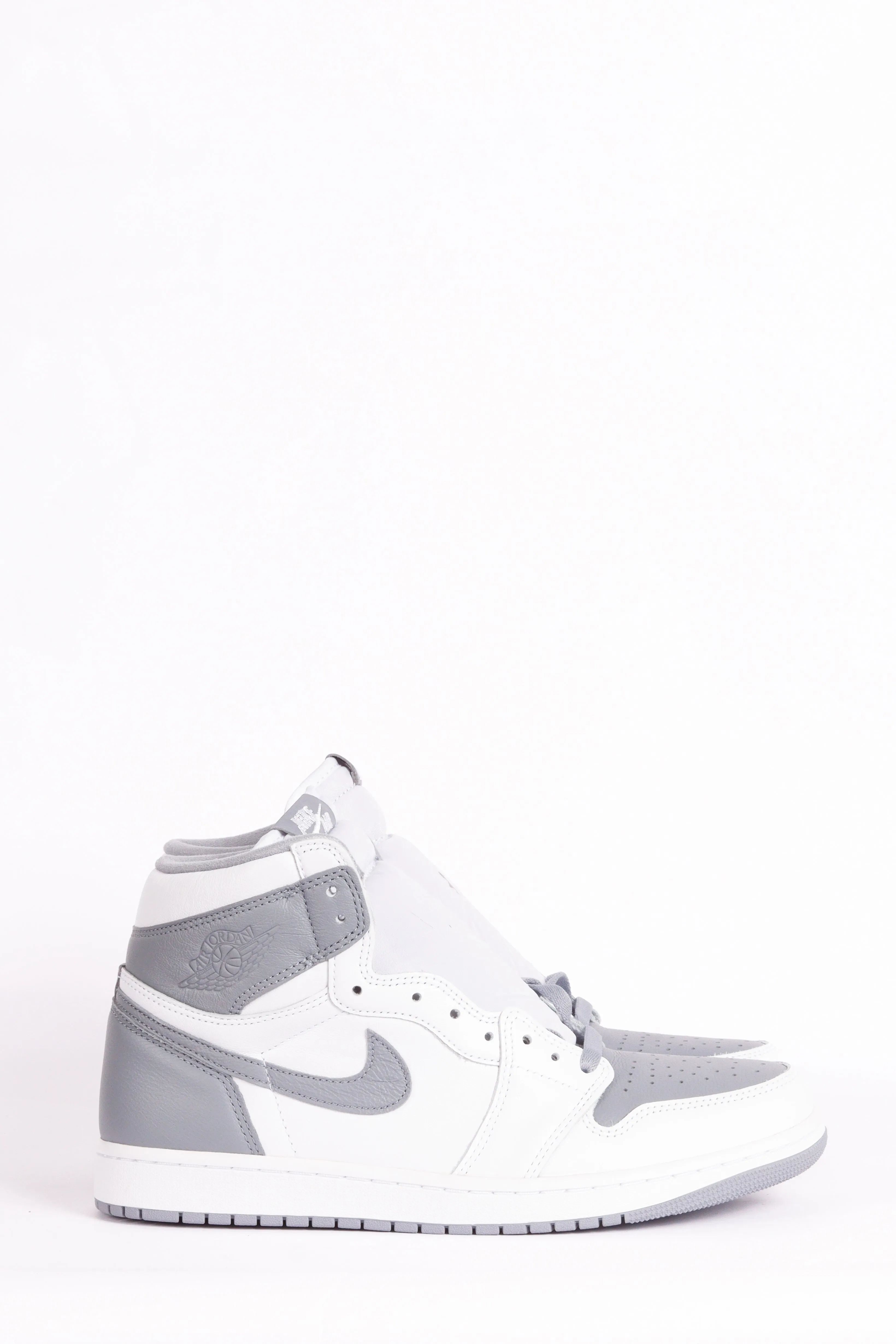 Jordan 1 Retro High OG 'Stealth' (2022)