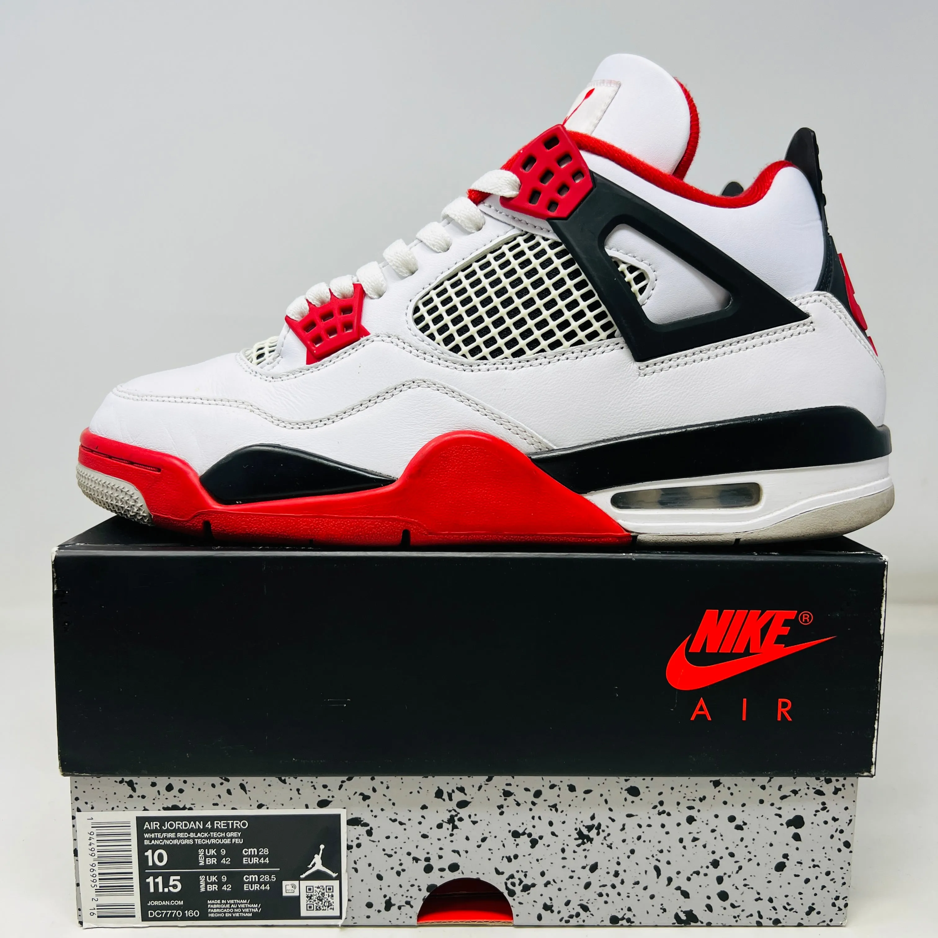 Jordan 4 Retro Fire Red (2020)