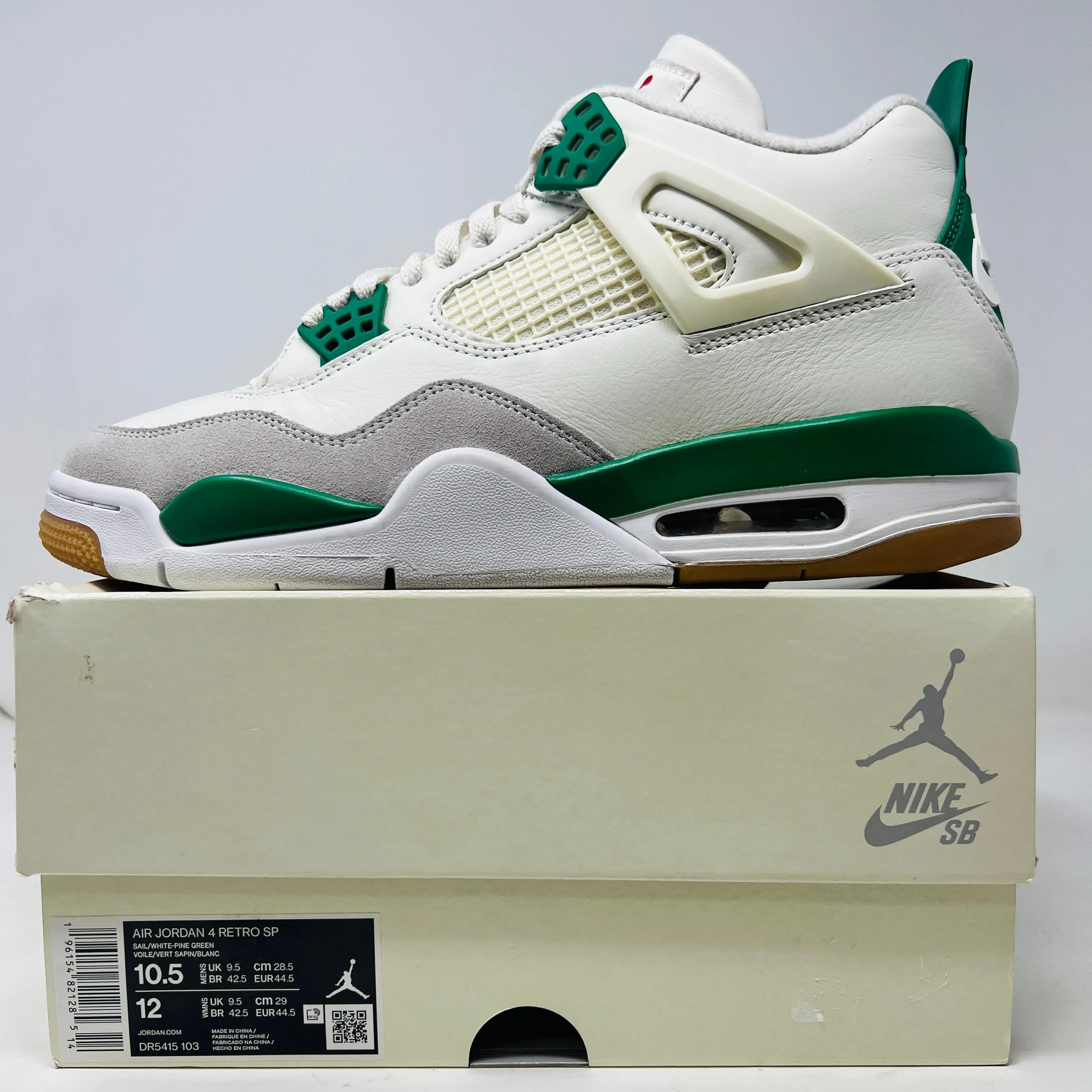 Jordan 4 Retro SB Pine Green