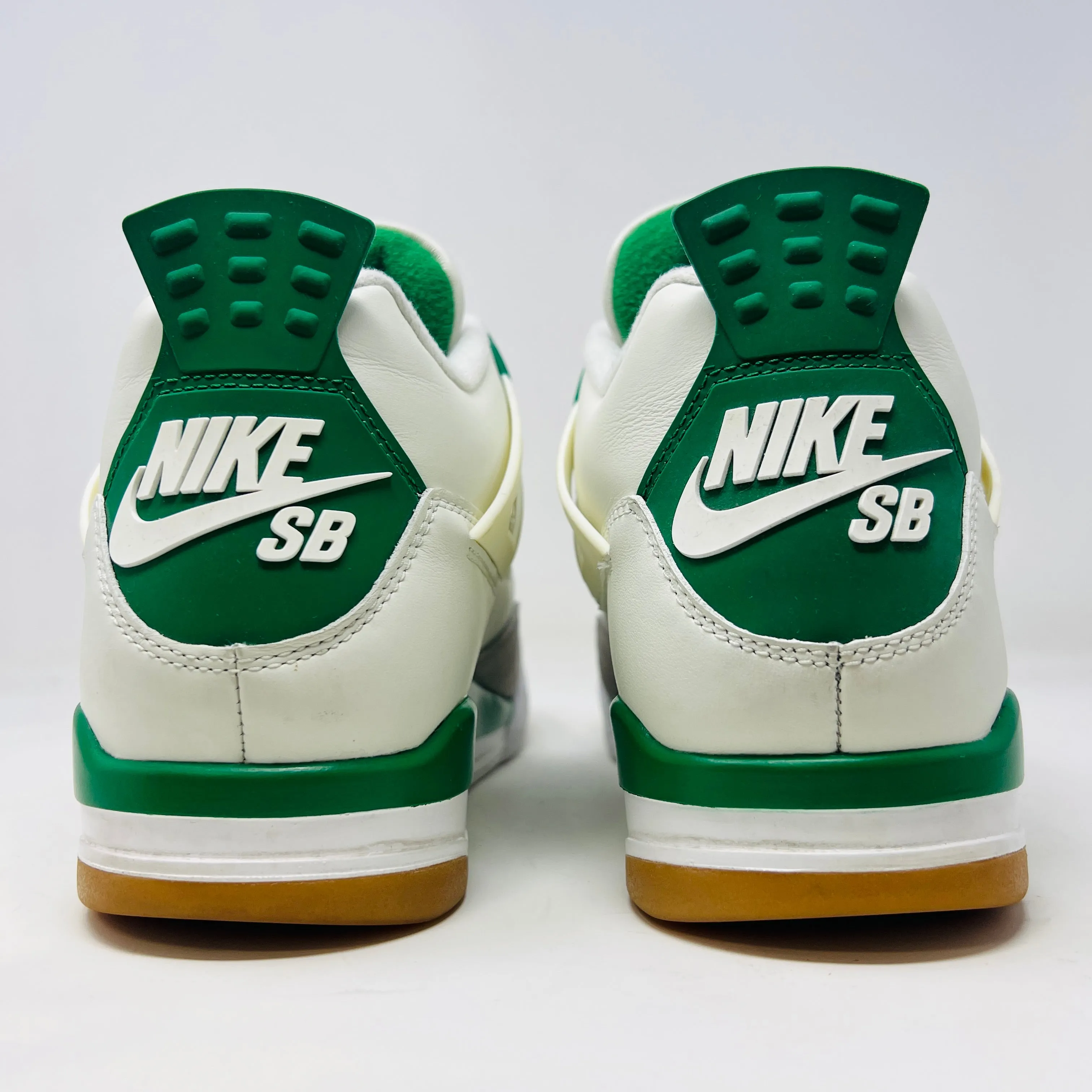 Jordan 4 Retro SB Pine Green