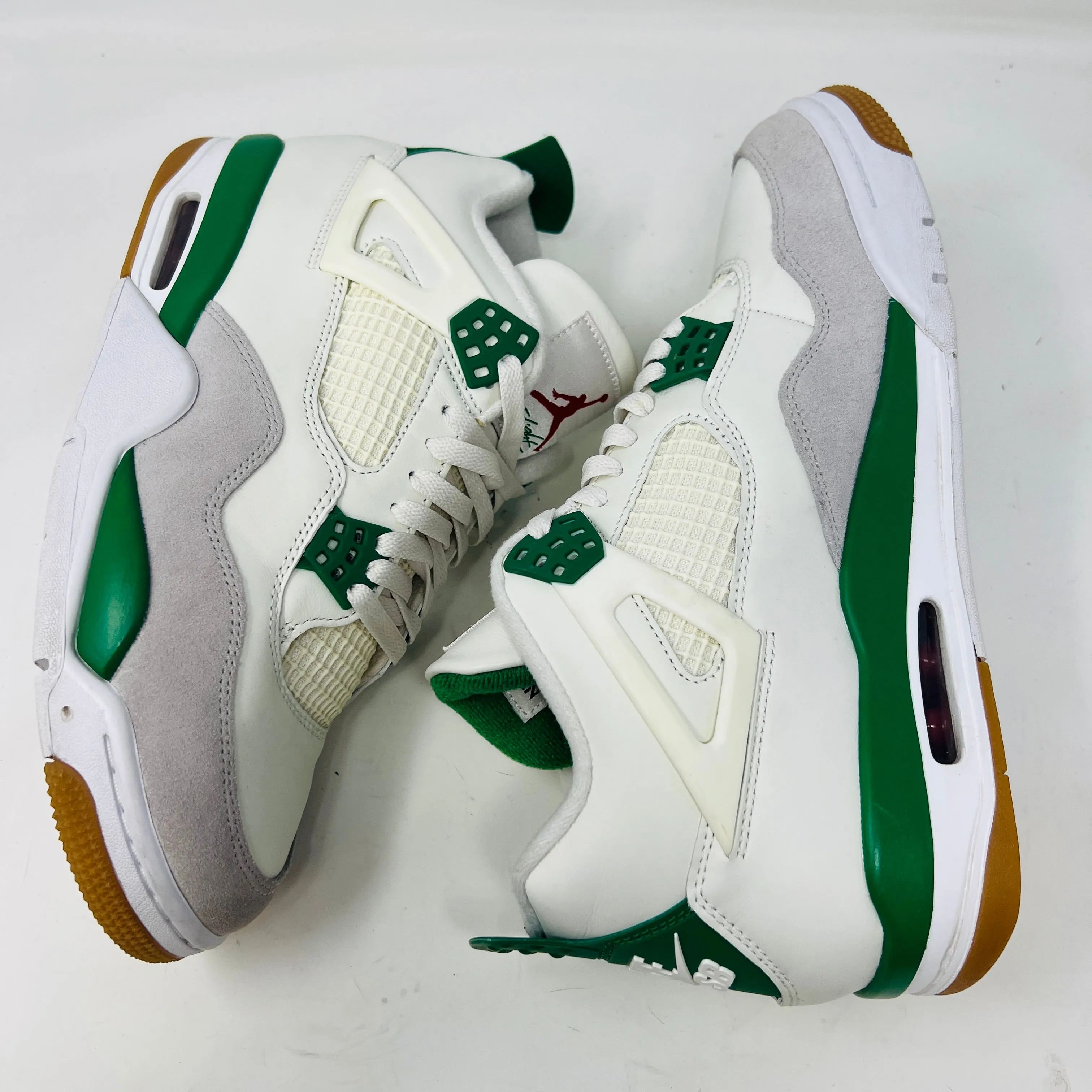 Jordan 4 Retro SB Pine Green