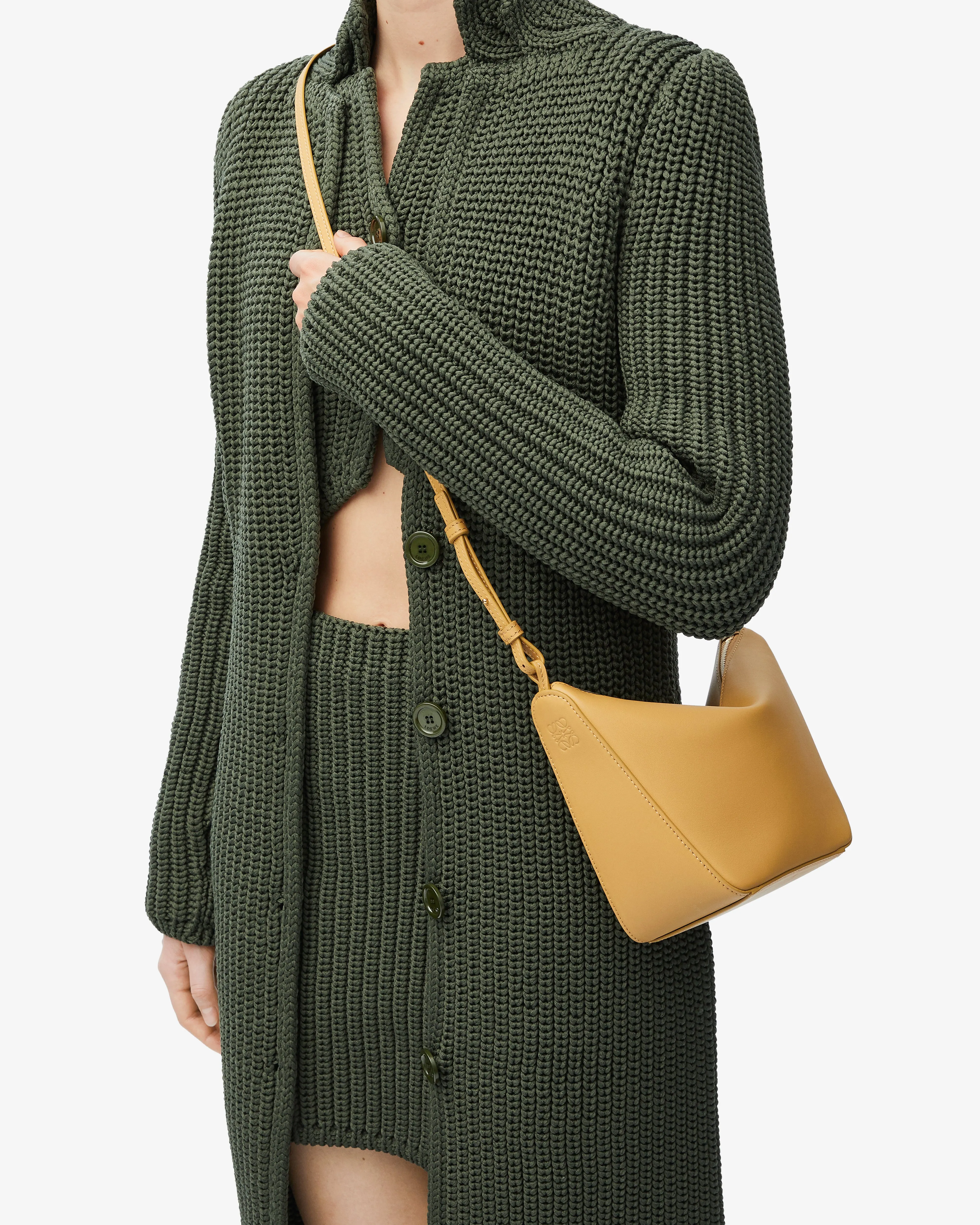 Loewe - Hammock Hobo Mini - (Sahara)