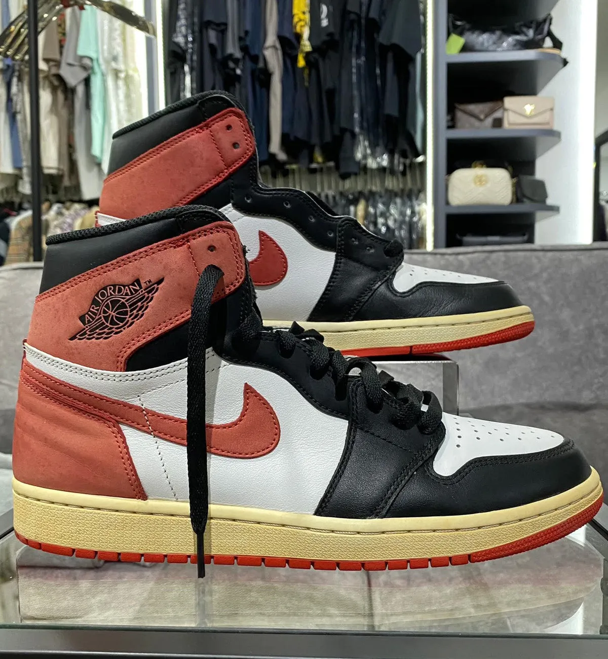 [Pre-Used] AJ1 High Track Red