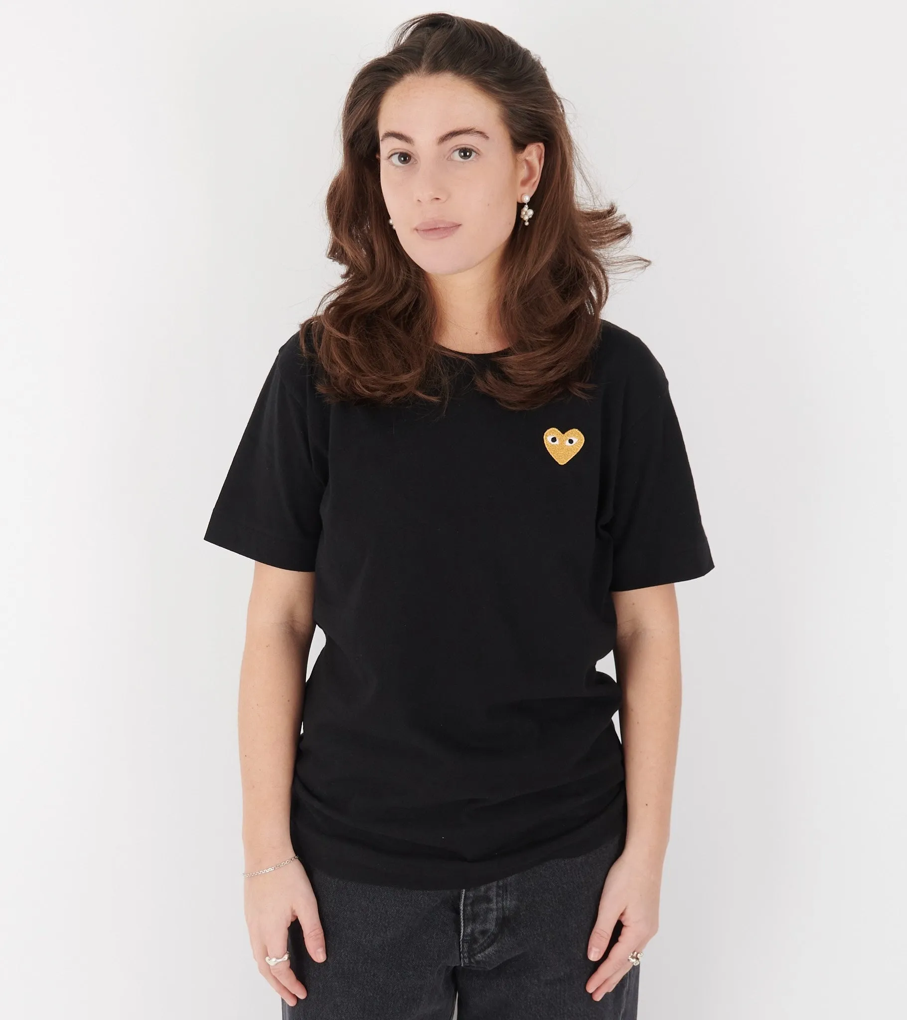 U T-Shirt Gold Heart Black